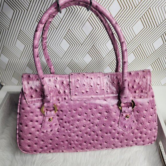 The Find lavender ostrich-embossed leather shoulder bag with gold hardware - Picture 3 of 7